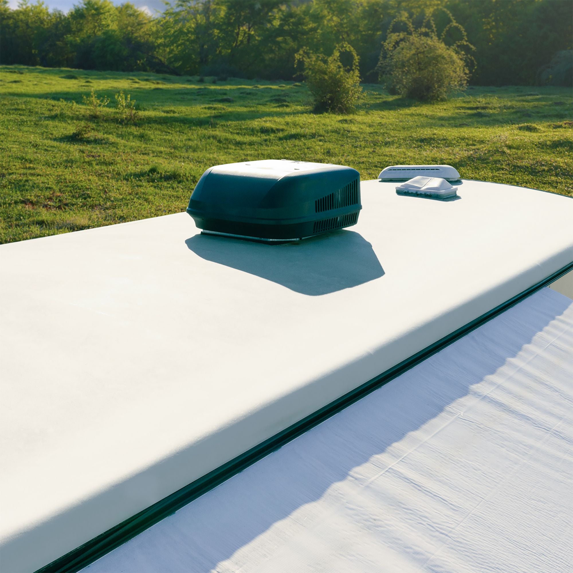 Heng's RV Roof Sealant | Rubber Roof Coating