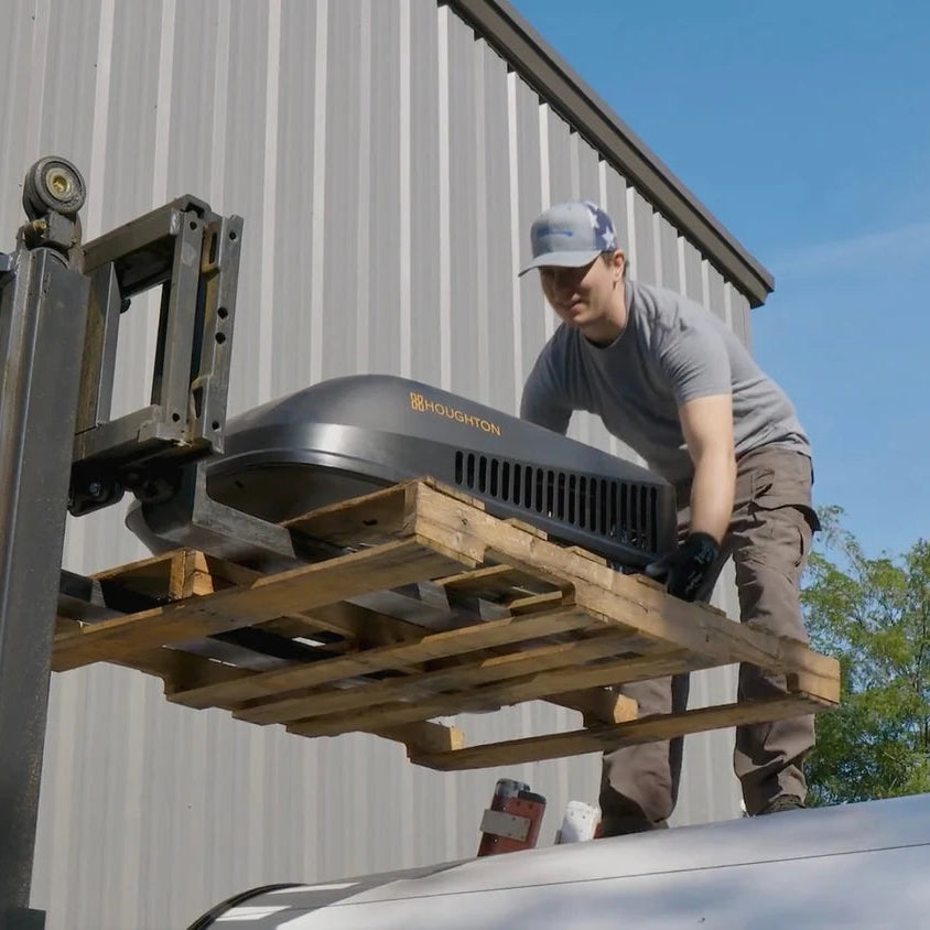<a href="https://factoryrv.com/blogs/faqs/how-do-i-get-the-new-ac-unit-onto-the-roof">How do I get the new AC unit onto the roof?</a>