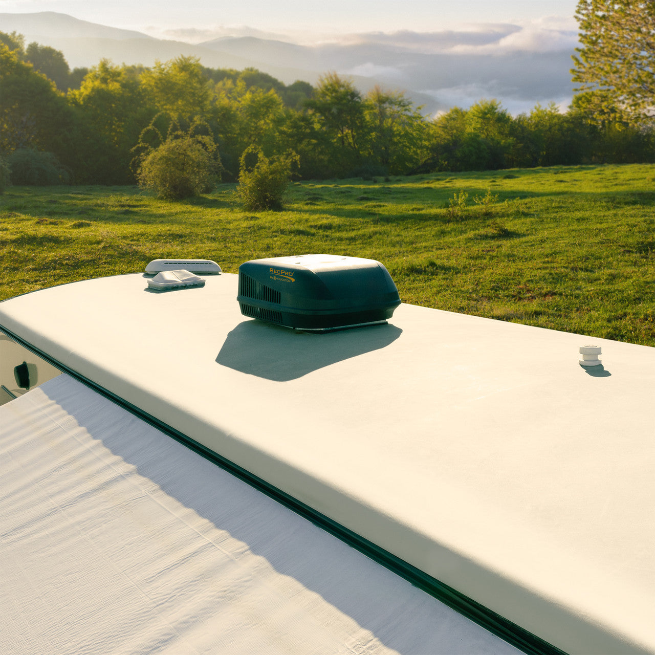RV PVC Rubber Roofing Material | White