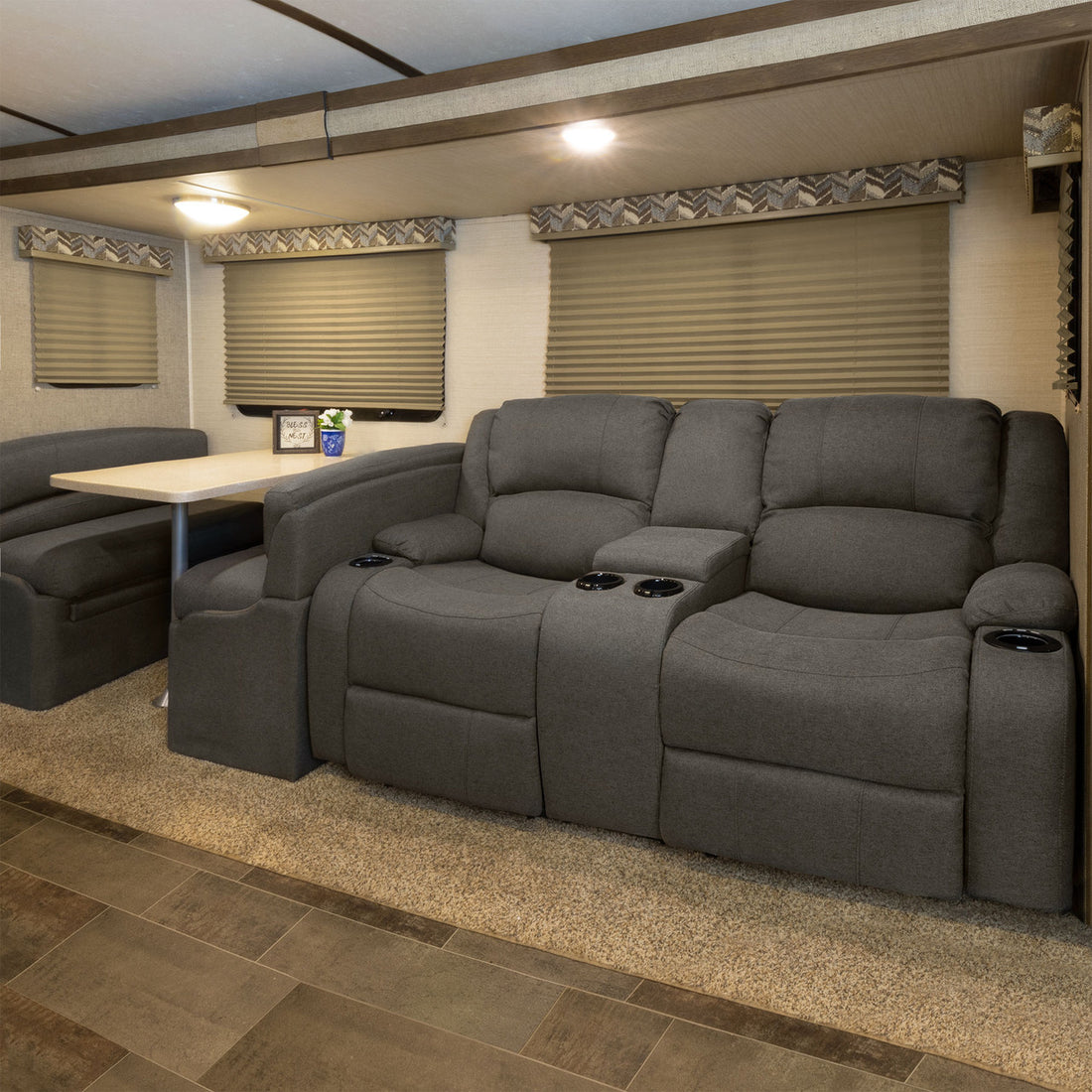 factoryrv.com