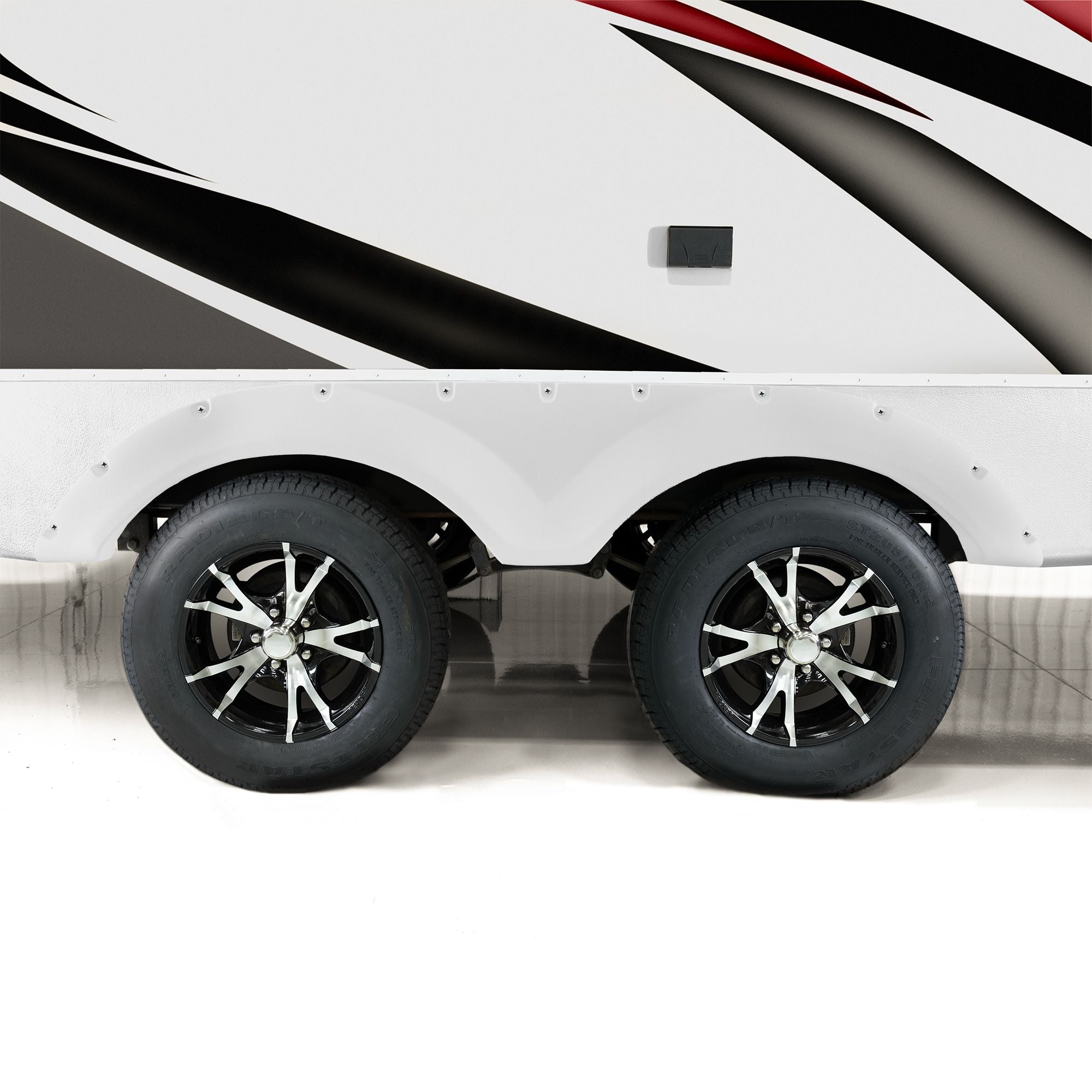 RV Tandem Fender Skirt | 66 ½" W x 11 ½" H