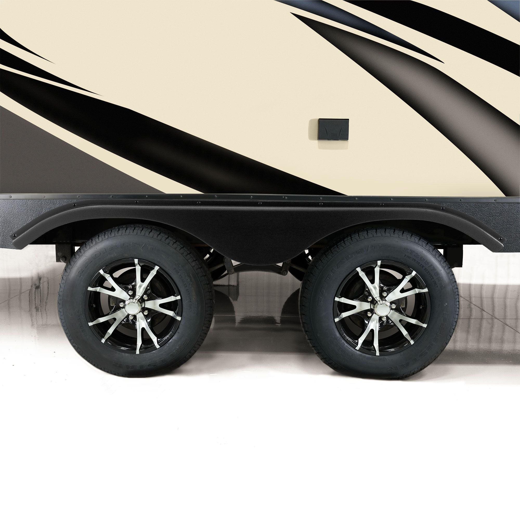 RV Tandem Fender Skirt | 65 ½" W x 8 ½" H