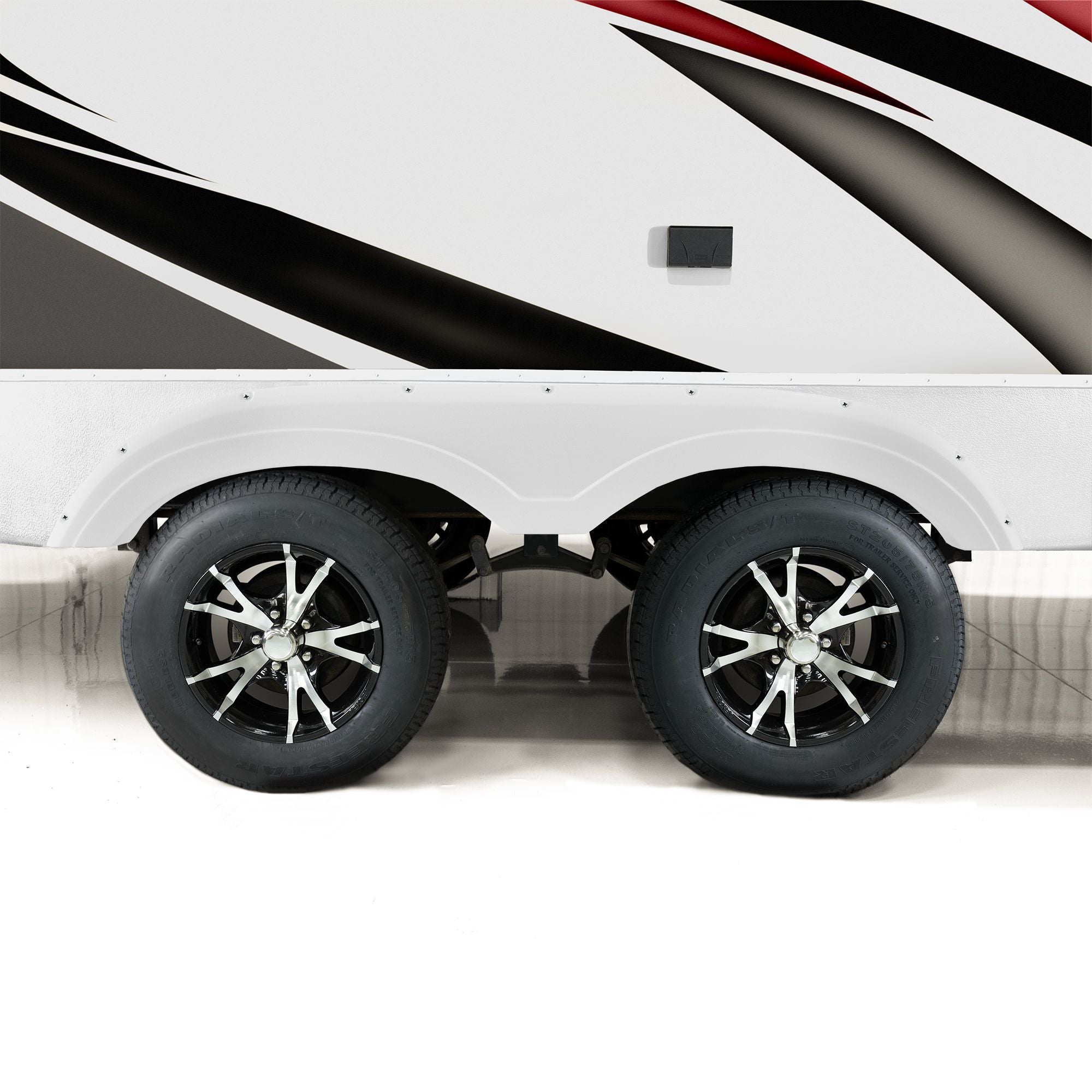 RV Tandem Fender Skirt | 68 ½" W x 12" H